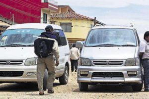 Un vehículo comercializado formalmente puede alcanzar un valor cercano a $us 40.000, un motorizado de contrabando puede ser adquirido por alrededor de $us 5.000