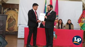 El secretario municipal de Cultura reconoció la labor de varios bibliotecarios