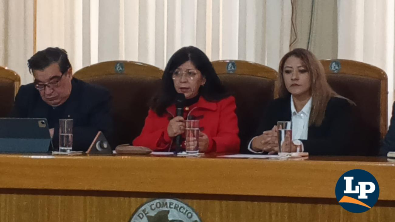 MSc. Sonia Rocha de Urquieta, presidenta de la Cámara de Comercio de Oruro
