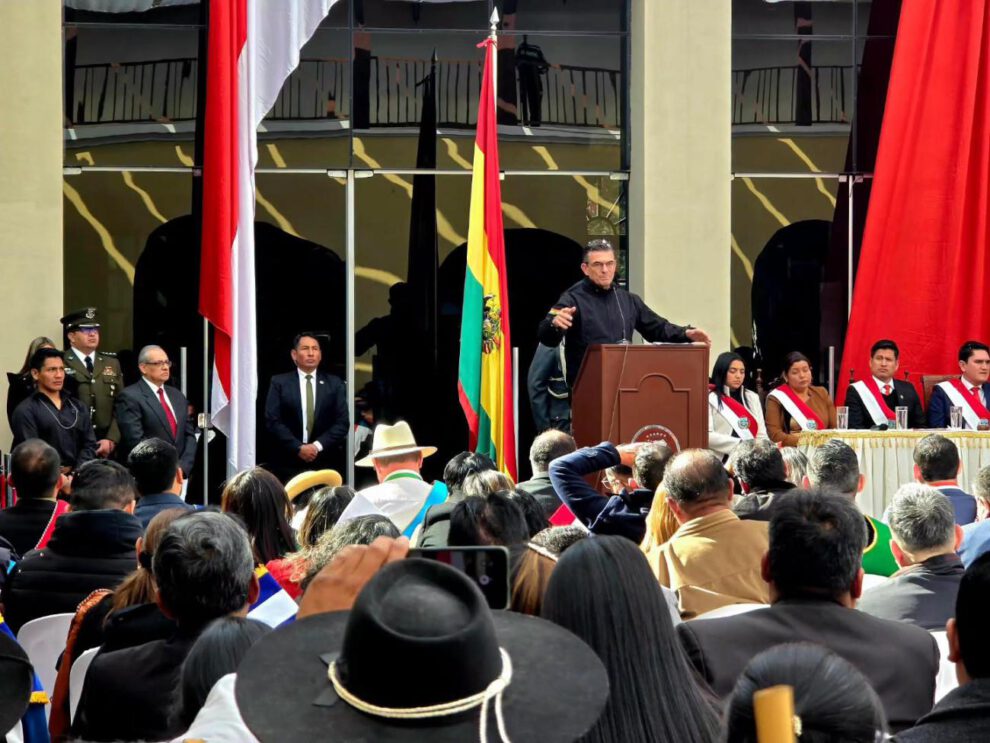 El Presidente Rodrigo Paz anunció una inversión de casi Bs 3.000 millones en obras para el departamento.