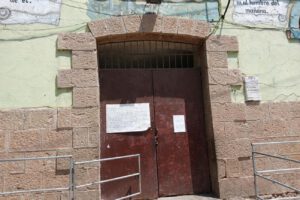 Imagen del frontis del penal