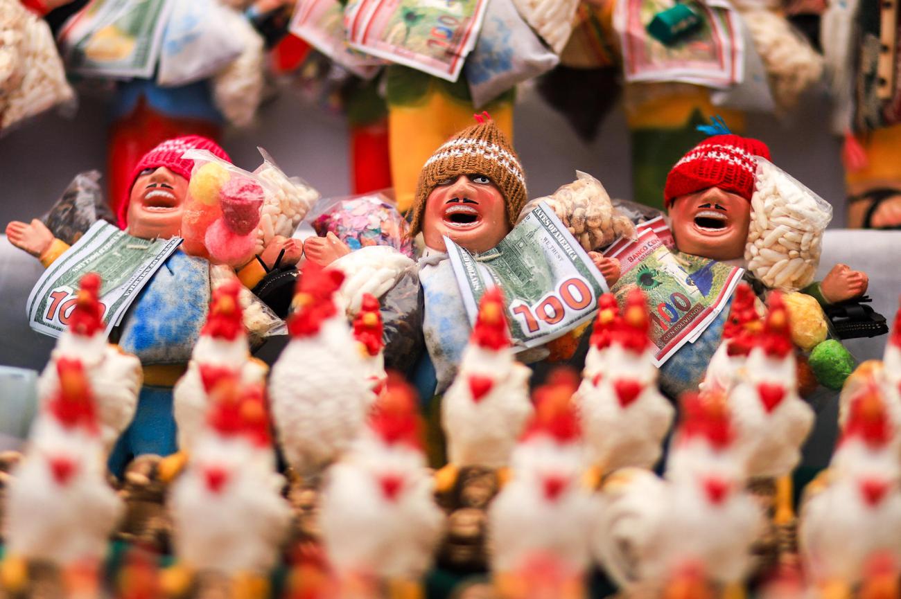 Figuras en una feria de miniaturas