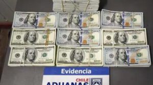 fotografía de dinero