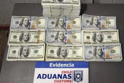 fotografía de dinero
