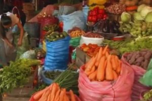 Anteriormente los conflictos sociales bloquearon el transporte de productos a El Alto, elevando sus precios