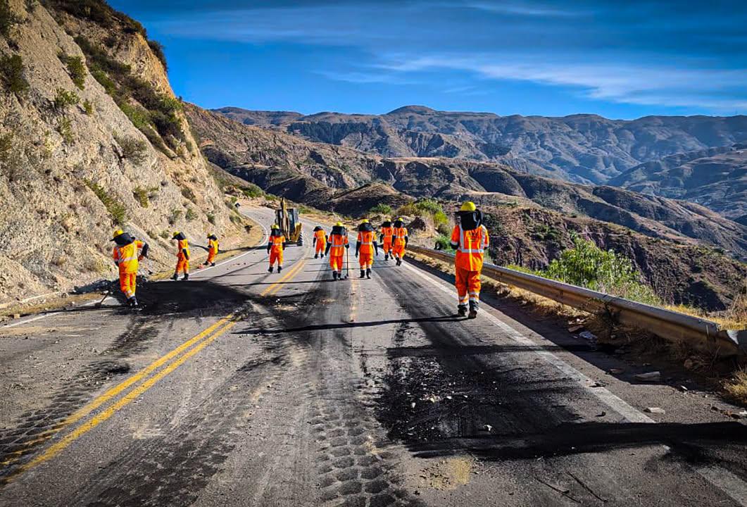 El desabastecimiento de combustible afectó la operación de equipos destinados a la conservación vial