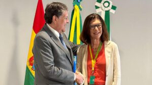 El ministro de Hidrocarburos, Marcelo Blanco y la presidenta de Petrobras, Magda Chambriard