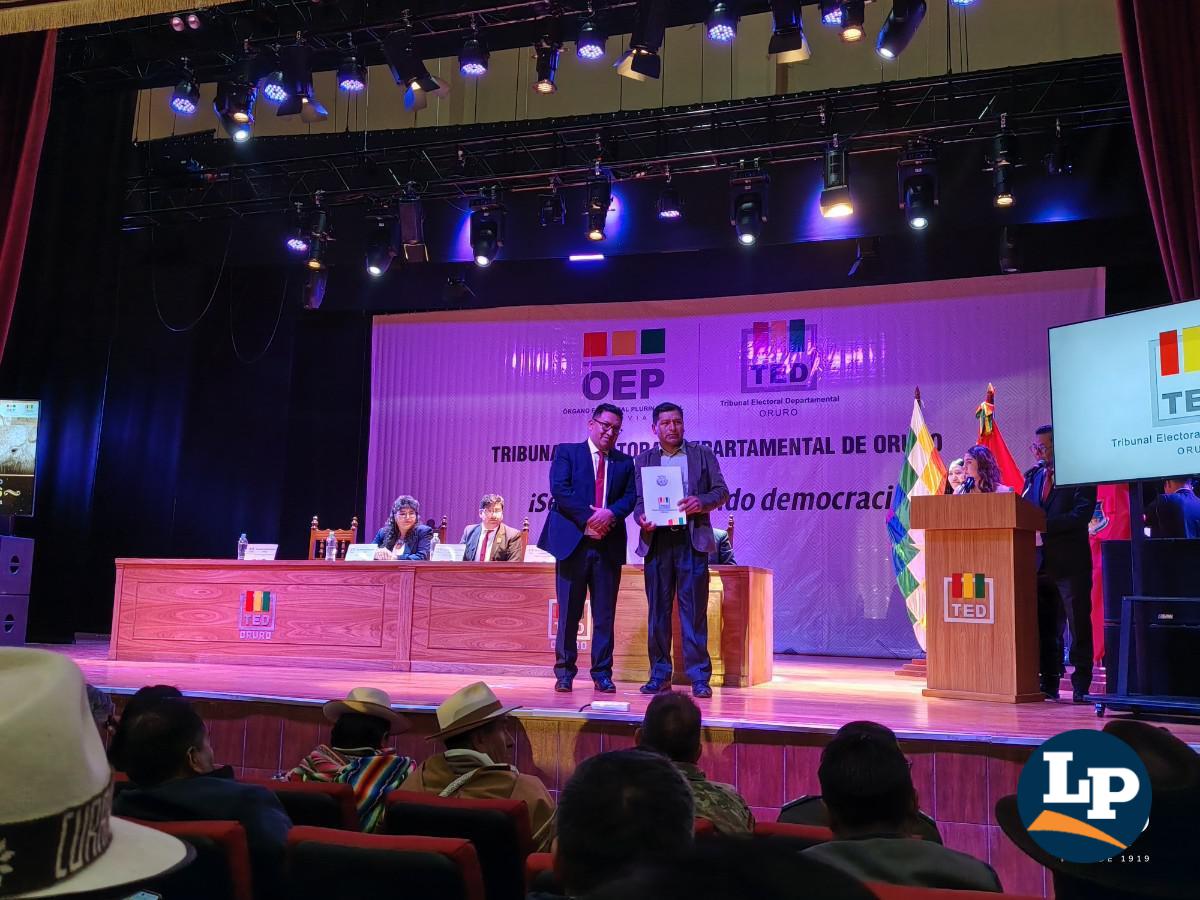 entrega de credenciales