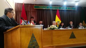 Autoridades de Oruro y diplomáticos de Chile presiden el encuentro empresarial para la integración