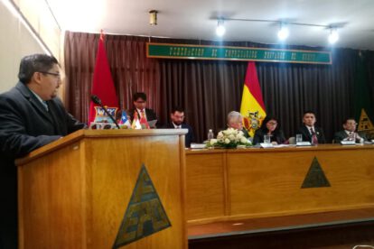 Autoridades de Oruro y diplomáticos de Chile presiden el encuentro empresarial para la integración