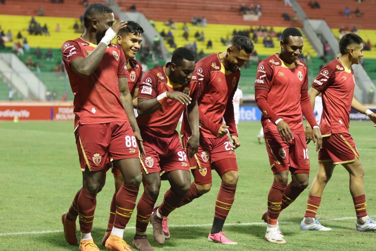 División Profesional, CDT Real Oruro vs. FC Universitario, Estadio Jesús Bermúdez