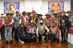 Reunión sostenida entre el Presidente de Bolivia y los ayllus del norte de Potosí y sur de Oruro