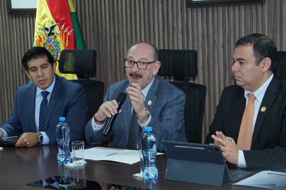 Autoridades de la Procuraduría y la Gestora Pública informan sobre avances y nuevas medidas de gestión