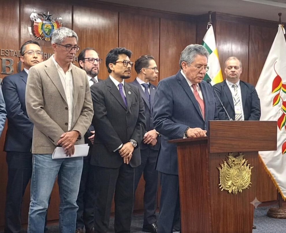 Representantes públicos y privados