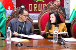 Momento de la firma del convenio
