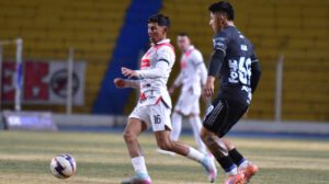 División Profesional, División Profesional Nacional Potosí vs. Aurora