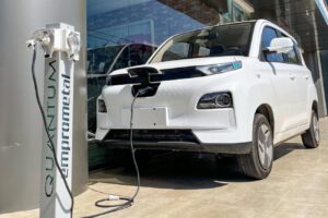 El vehículo eléctrico se encuentra en proceso de carga