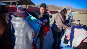 La Gobernación de Oruro completó la primera fase de su campaña social