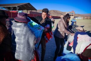 La Gobernación de Oruro completó la primera fase de su campaña social