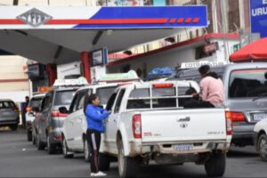 Los precios por combustibles se mantendrán pese  ala subida a nivel internacional