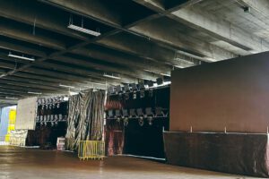 El Campo Ferial Chuquiago prepara más de 100 m² de pantallas LED distribuidos en tres pantallas gigantes.