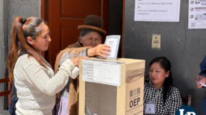 votación en Oruro