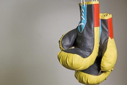 El menor de 15 años que fue brutalmente golpeado por adultos en una práctica de boxeo