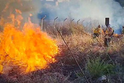Un incendio forestal registrado en el ingreso al Parque Nacional Tunari, Cochabamba