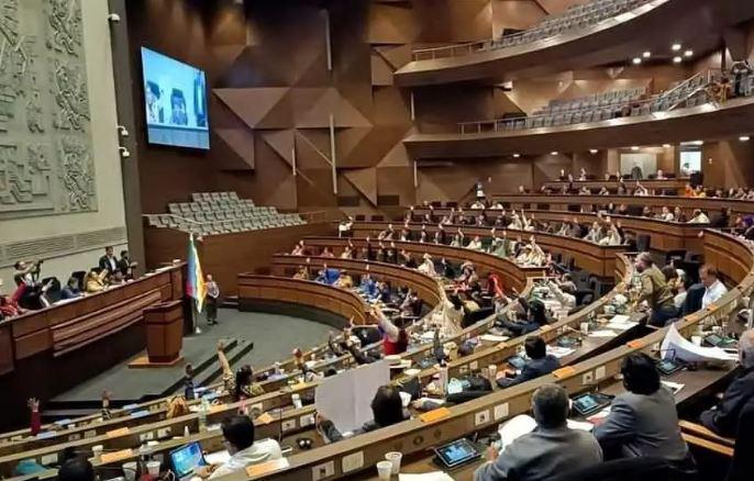 Todas las leyes deberán ser tratadas en el Legislativo