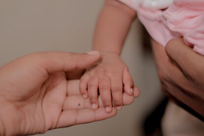Mano de bebé