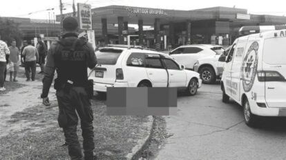 Choque entre dos vehículos deja al menos una fallecida y dos heridos en Santa Cruz