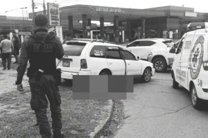 Choque entre dos vehículos deja al menos una fallecida y dos heridos en Santa Cruz