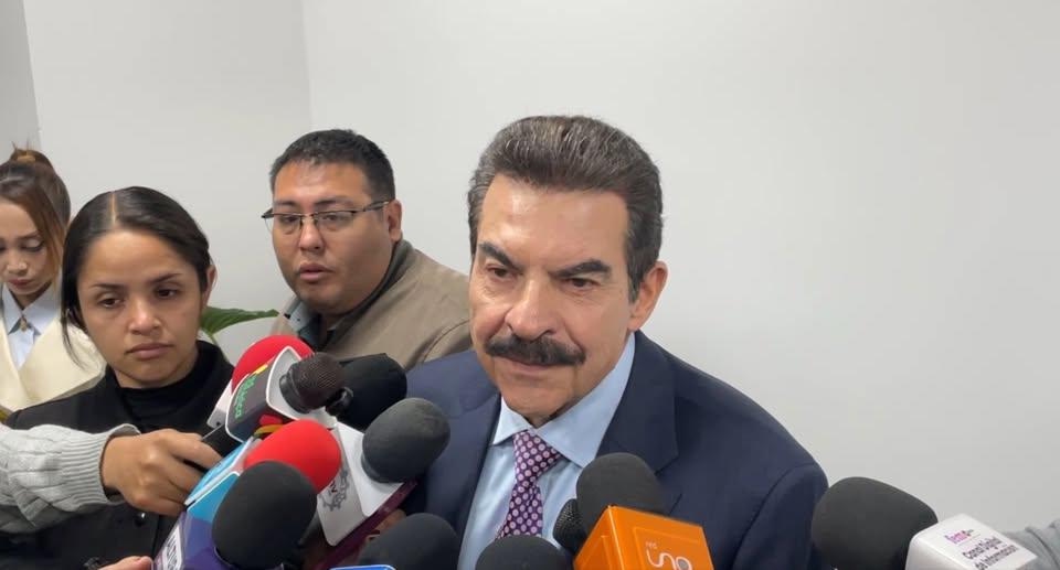 Manfred Reyes Villa