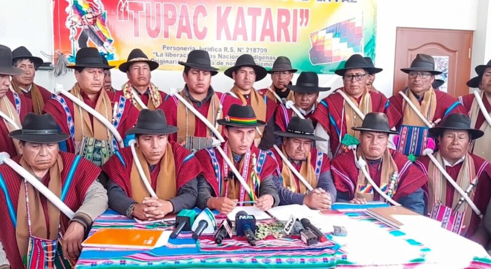 La federación de campesinos Túpac Katari puso en duda su permanencia en la COB