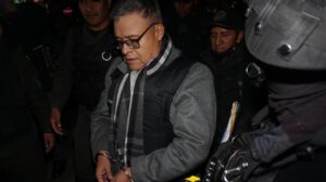 El exgeneral y excomandante de las Fuerzas Armadas (2024), Juan José Zúñiga salió de Juzgados tras la conclusión de la audiencia