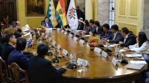 Siete gobernadores confirman su asistencia a la reunión por el 50/50 en La Paz