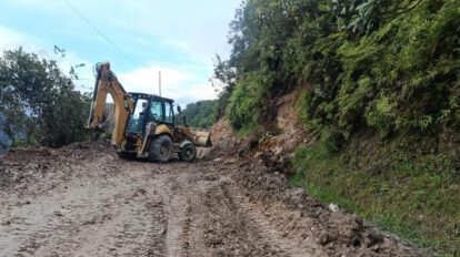 Paz explicó que se prevé inyectar en una primera fase al menos Bs 1.000 millones en obras viales y otros proyectos.