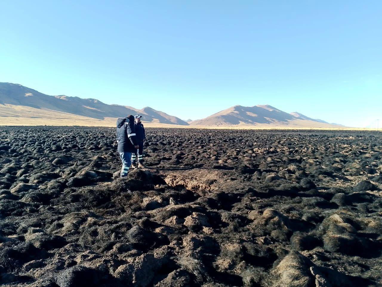 Habitantes realizan una inspección del lugar