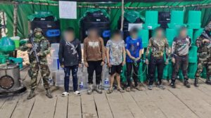 La Felcn aprehendió a 6 personas, el secuestro de sustancias controladas y un arma de fuego