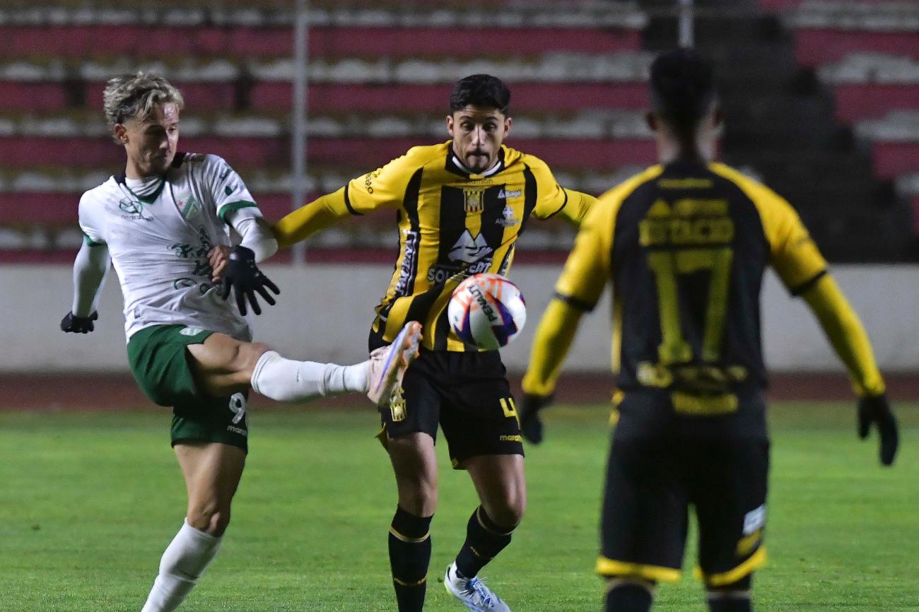 División Profesional, The Strongest vs. Oriente Petrolero, Estadio Hernando Siles de La Paz
