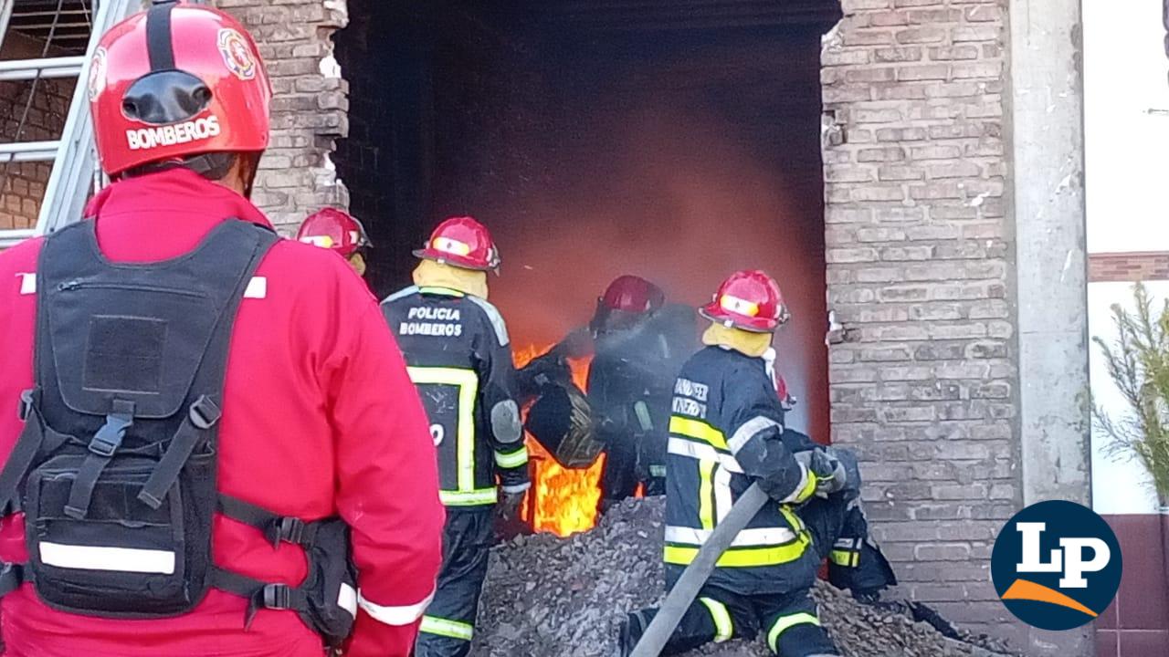 Labores de emergencia tras la explosión por combustible