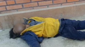 El cuerpo del fallecido