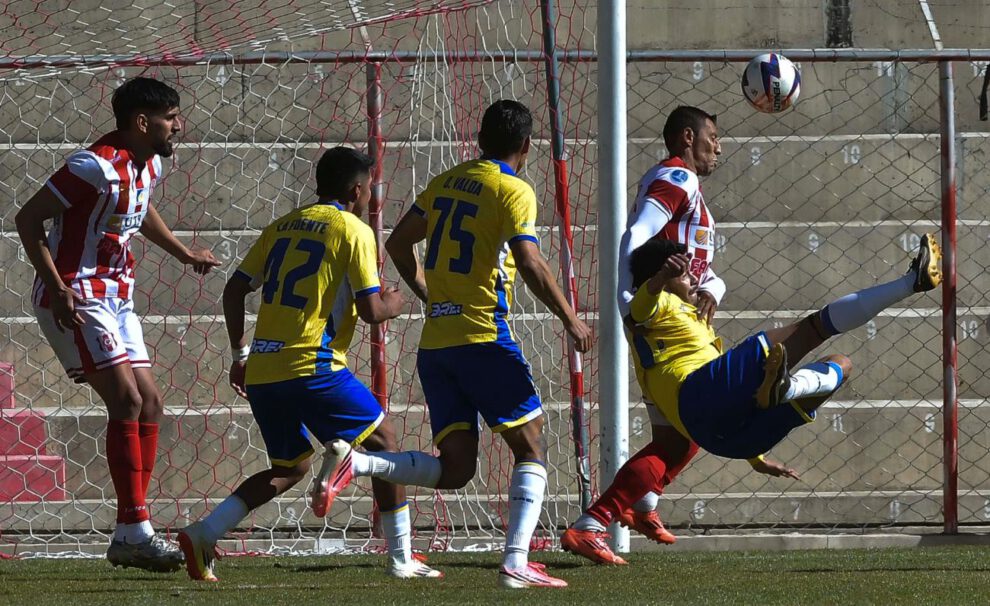 División Profesional, ABB vs. Independiente, Estadio Municipal de El Alto