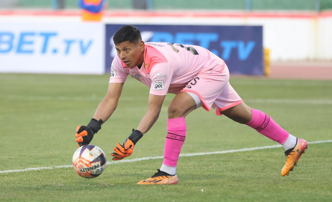 División Profesional, Padilha, Huanacota y Quiñónez marginados de CDT Real Oruro, La derrota ante Always Ready molestó al entorno del club