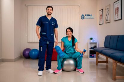 estudiantes de fisioterapia y kinesiología