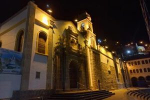 frontis del Santuario de la Virgen del Socavón,