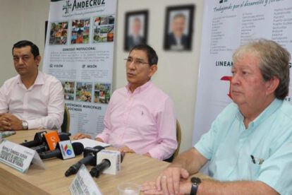 Municipios productores de madera exigen a Chile una disculpa pública o compensación por perjuicios al sector
