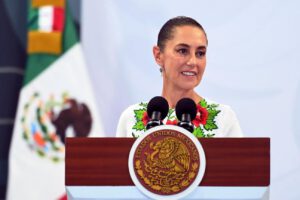 La mandataria de México Claudia Sheinbaum, hablando durante una rueda de prensa