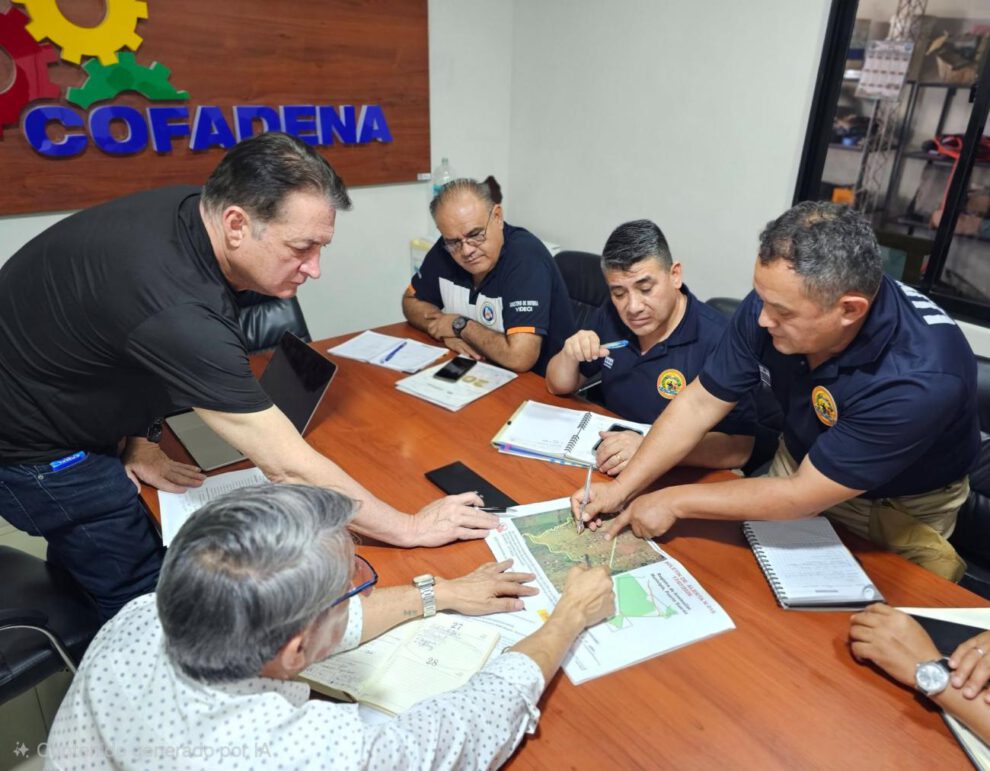 Representantes del Gobierno nacional y de la Gobernación de Santa Cruz
