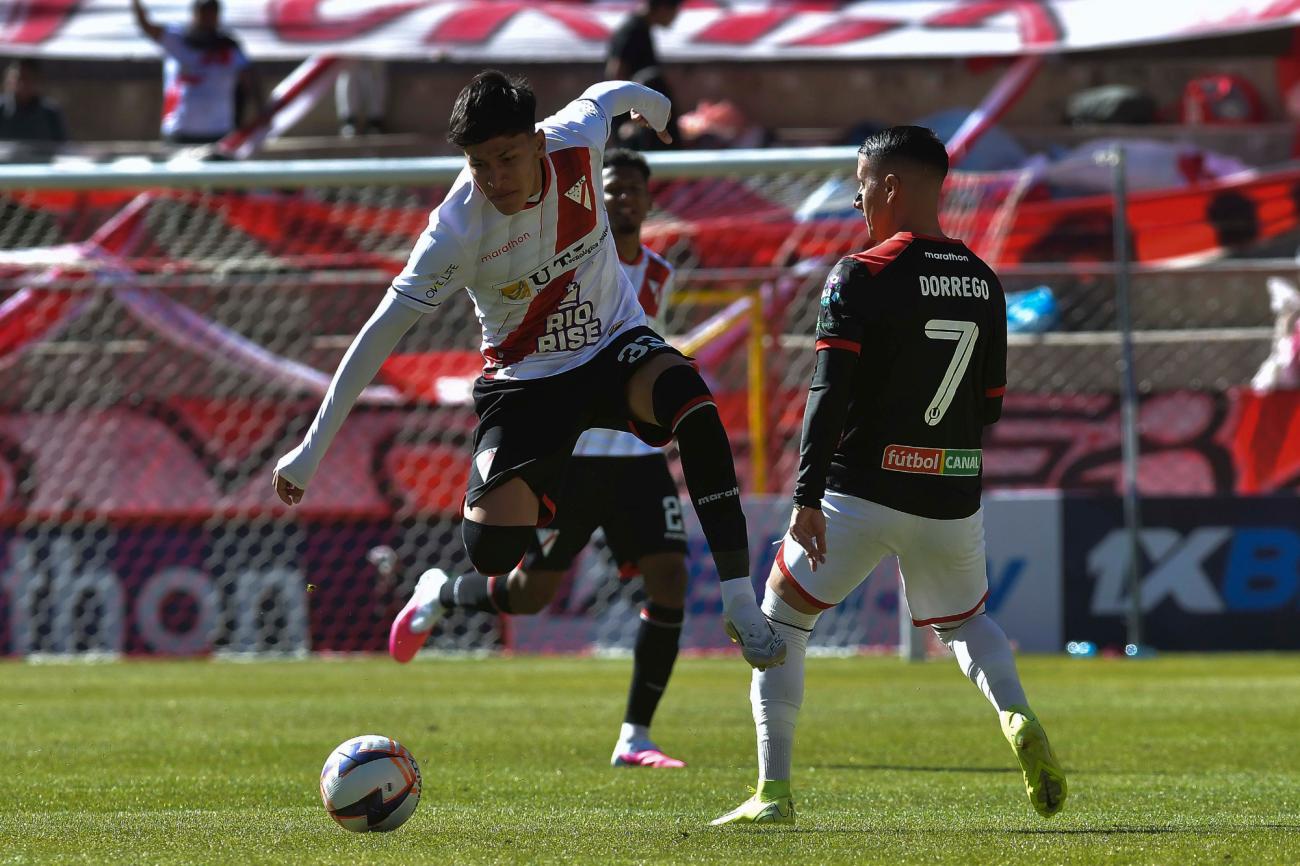 División Profesional, Always Ready vs. FC Universitario, Estadio Municipal de El Alto